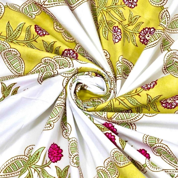 MVB Premium Floral Diamond Print 400 TC Pure Cotton King Size Bedsheet