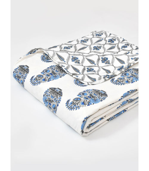 {product_title} - {variant_option} - Premium cotton bedding