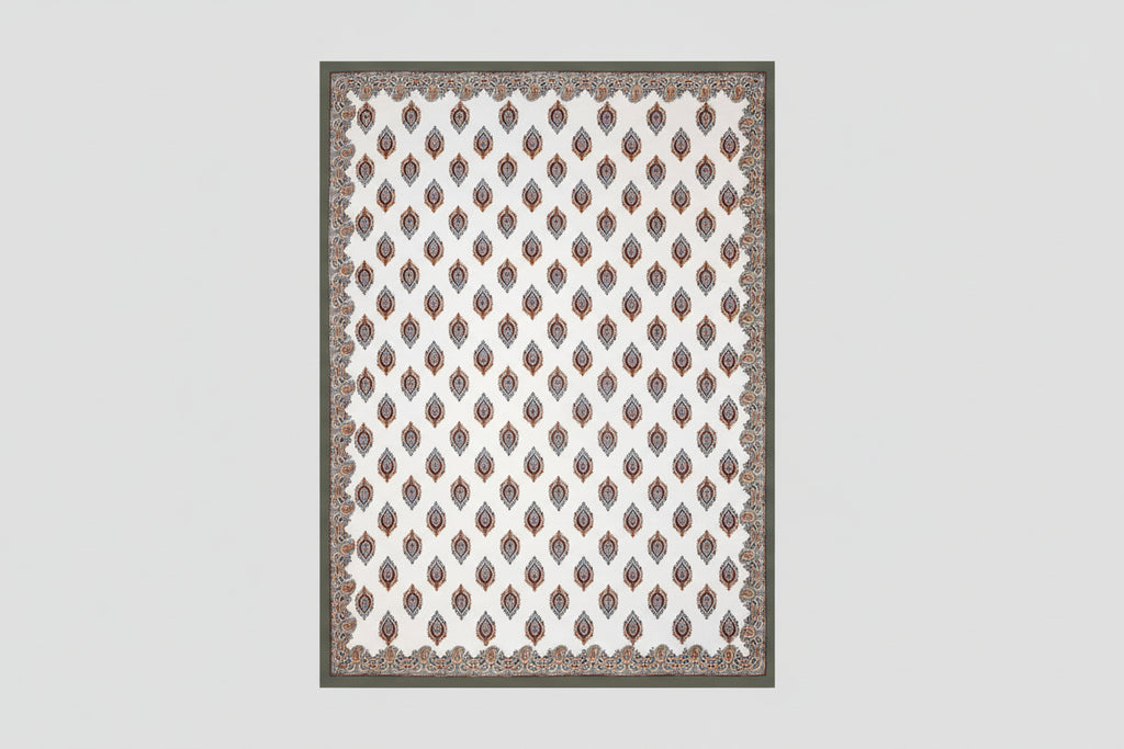 {product_title} - {variant_option} - Premium cotton bedding