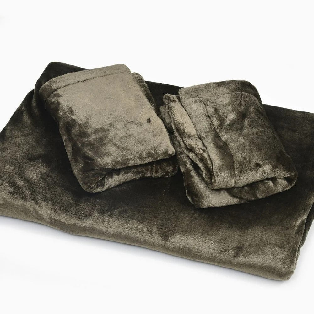 MVB Deep Olive Green Super Soft Velvet Double Bedsheet (100x100 Inch) | 150 GSM | With 2 Pillow Covers